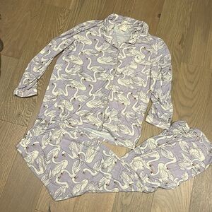 In my Sundays swan pajamas